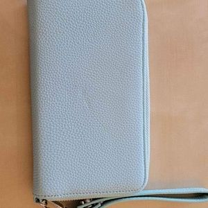 Thirty-One All About the Benjamins wallet